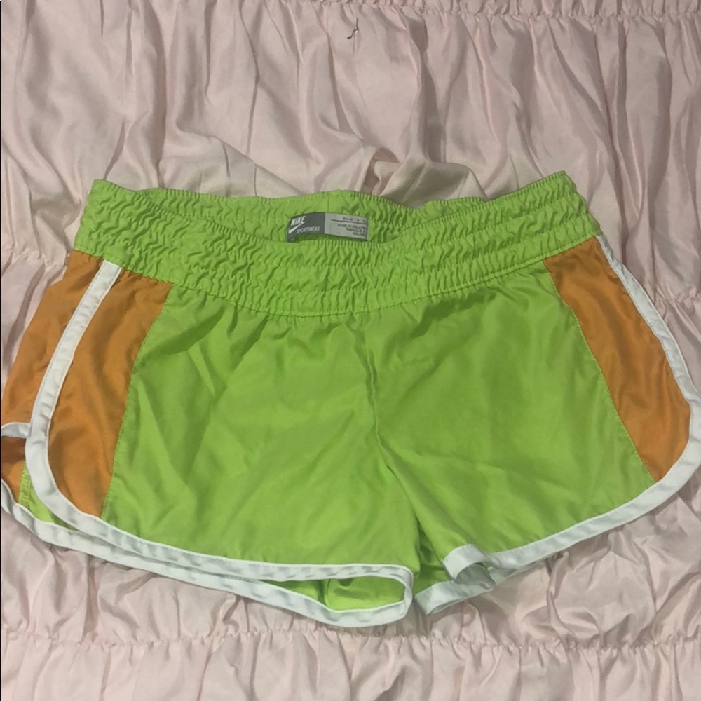 NIKE LIME GREEN AND ORANGE SHORTS 👍🏼